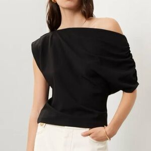 Modern Citizen Black Asymmetrical Off-shoulder Blouse